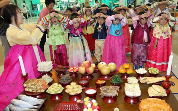 Tết âm lịch một trong các ngày lễ của Hàn Quốc