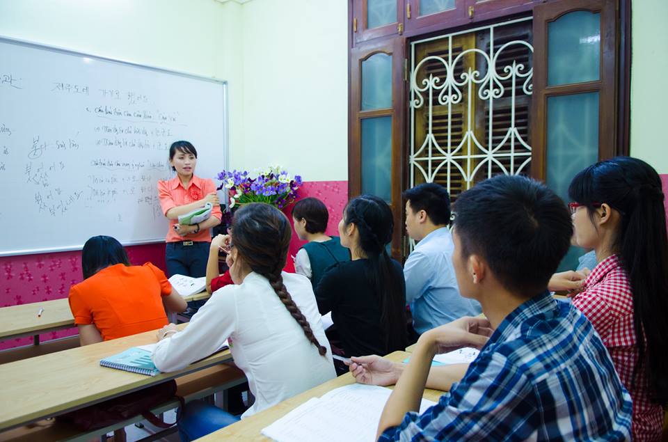 Lớp dạy tiếng Hàn cho người mới bắt đầu