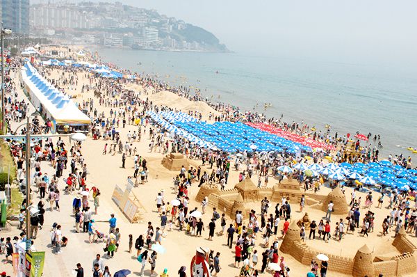 Tưng bừng lễ hội biển Busan