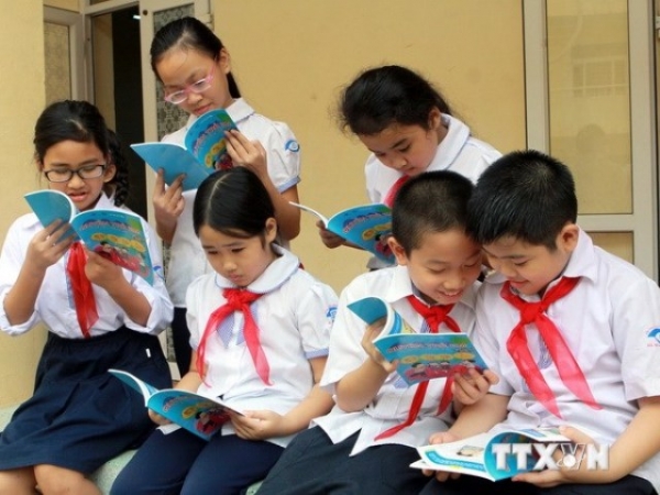 Trẻ em học tiếng Hàn